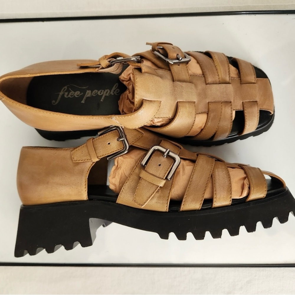 NWOT Free People Janis Fisherman Leather Sandals Size 37